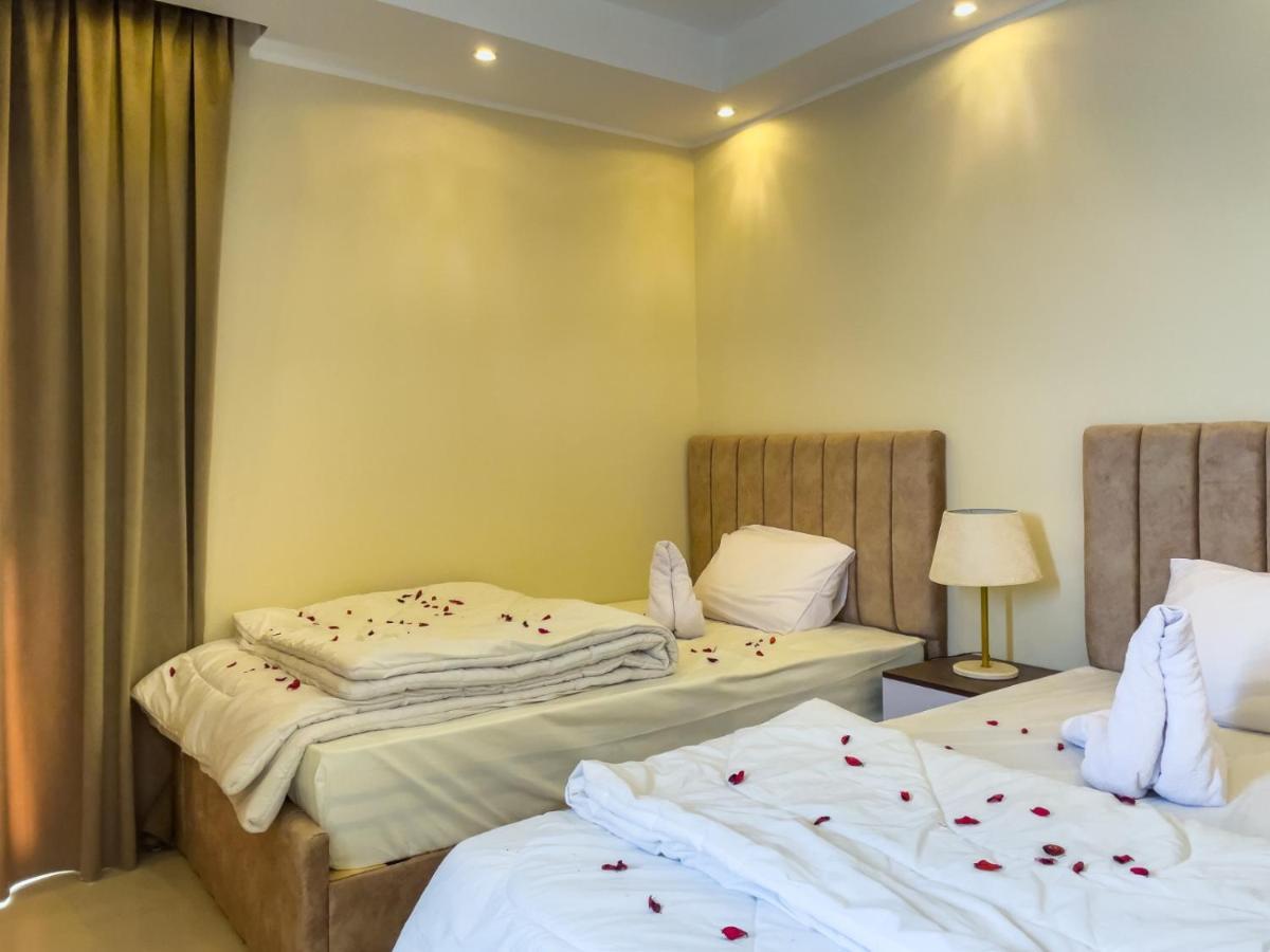 Jumeirah Pyramids View Inn Kafret el-Gabal Zewnętrze zdjęcie