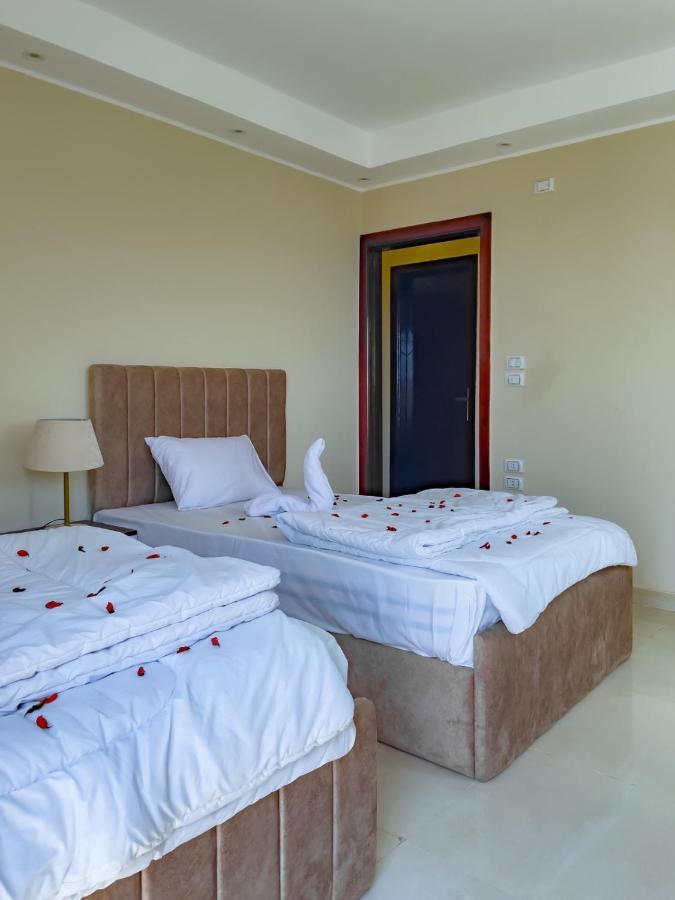 Jumeirah Pyramids View Inn Kafret el-Gabal Zewnętrze zdjęcie