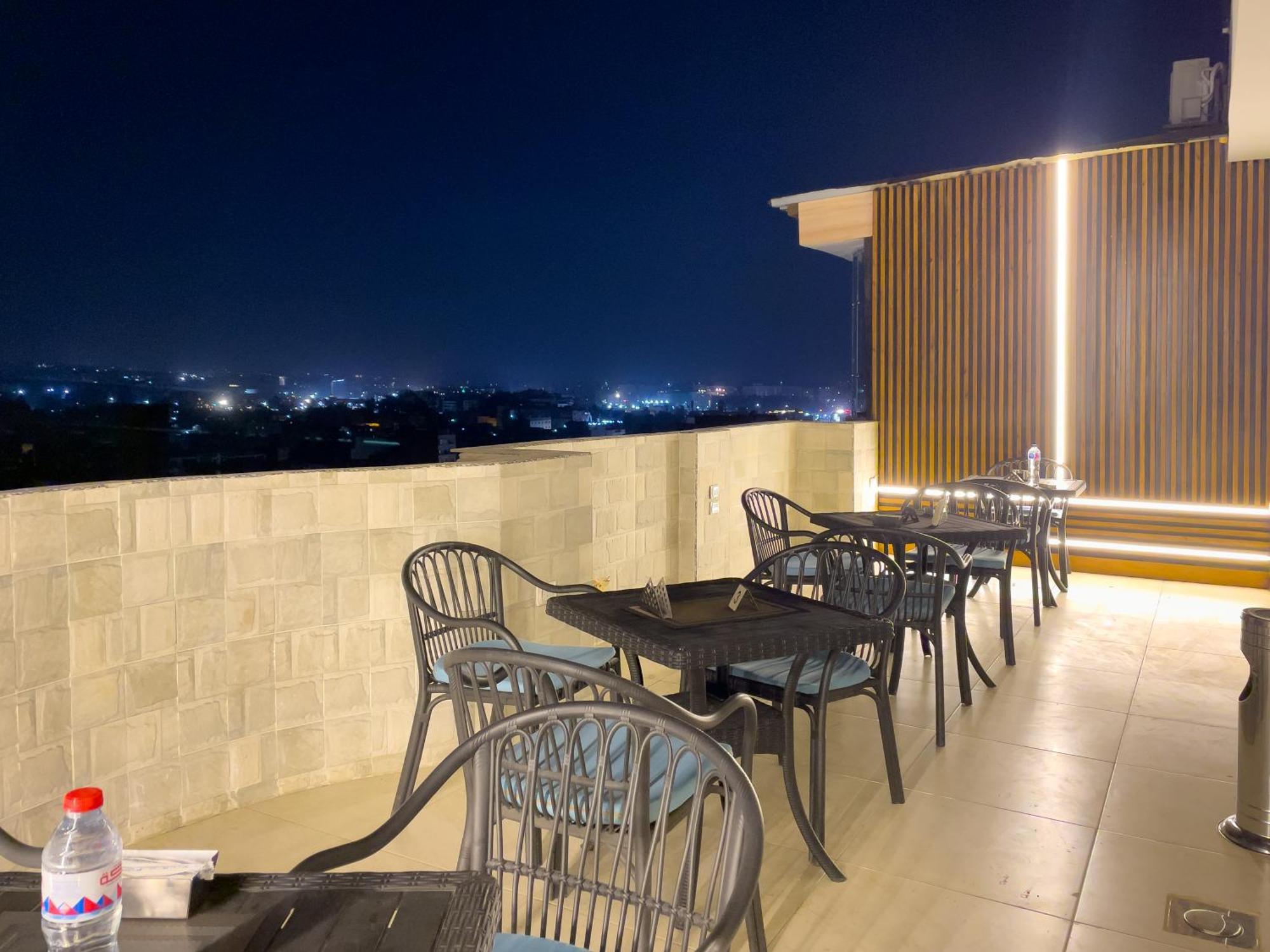 Jumeirah Pyramids View Inn Kafret el-Gabal Zewnętrze zdjęcie