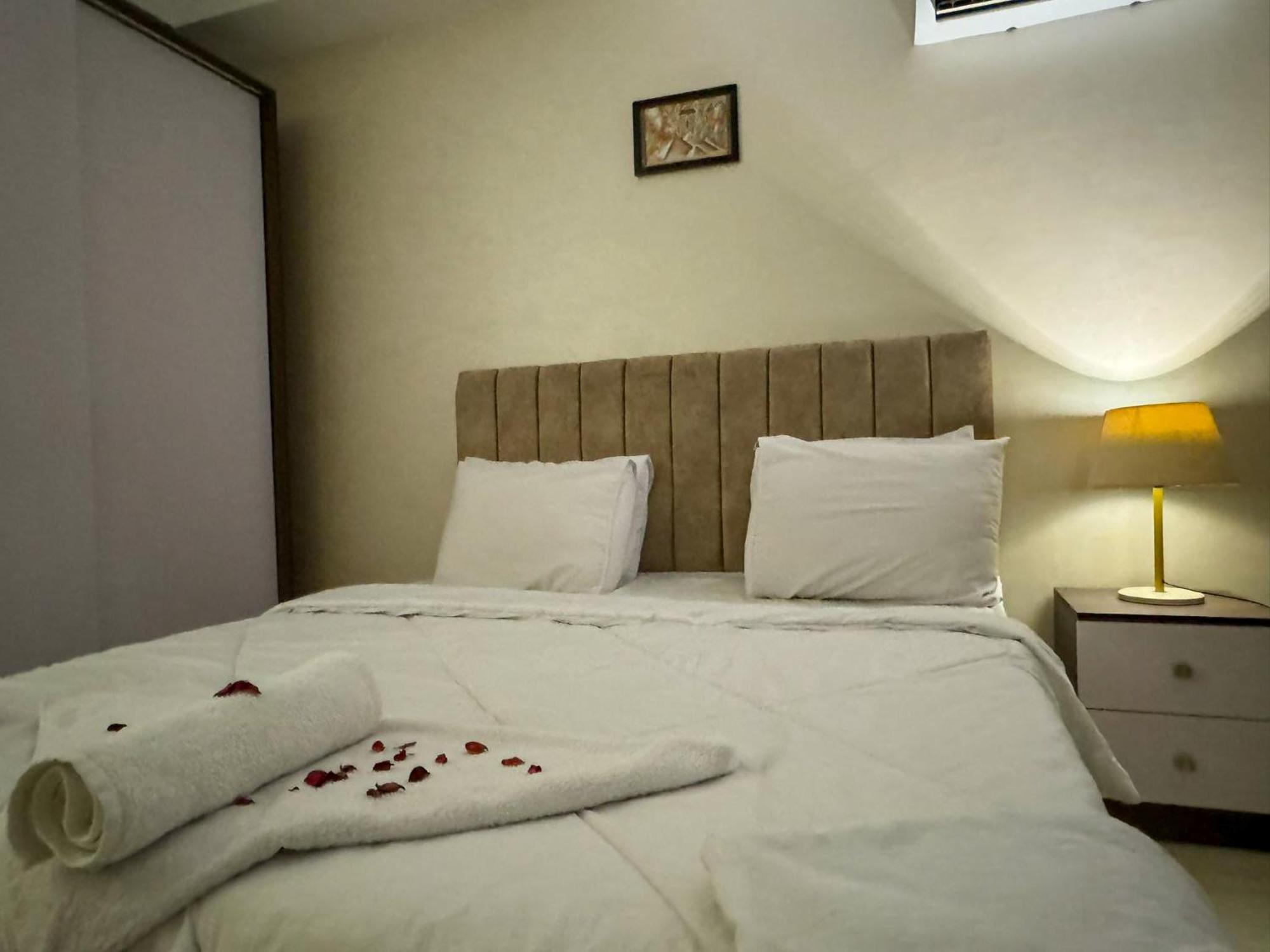 Jumeirah Pyramids View Inn Kafret el-Gabal Pokój zdjęcie